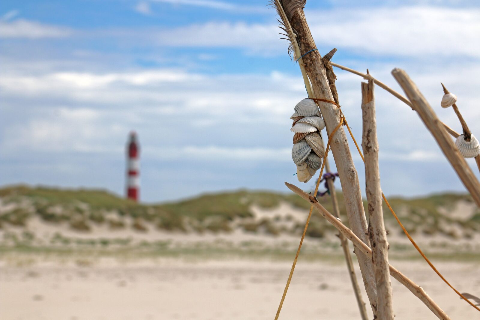 Canon EF75-300mm f/4-5.6 sample photo. Amrum, lighthouse, beach photography