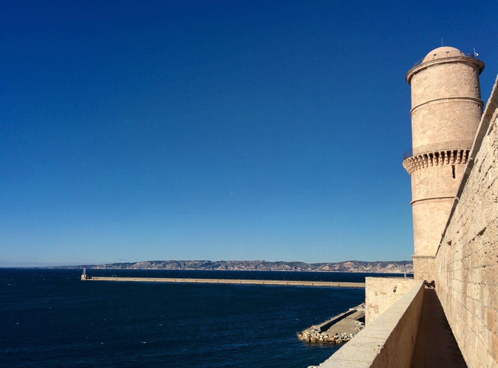 LG Nexus 5 sample photo. Saint jean, marseille, castle photography