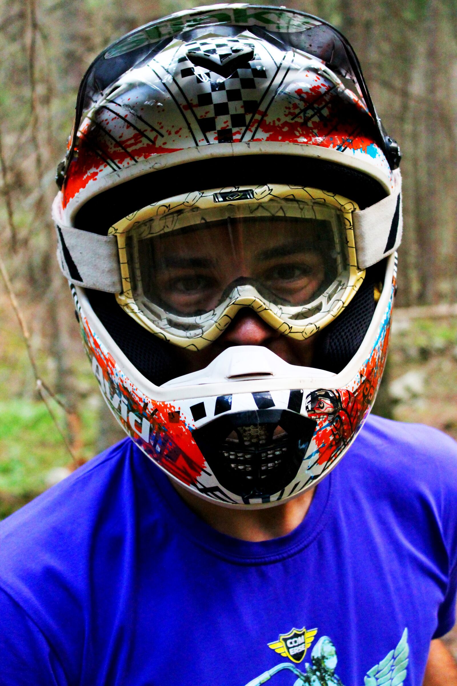 Canon EOS 1100D (EOS Rebel T3 / EOS Kiss X50) sample photo. Helmet, sport, extreme photography