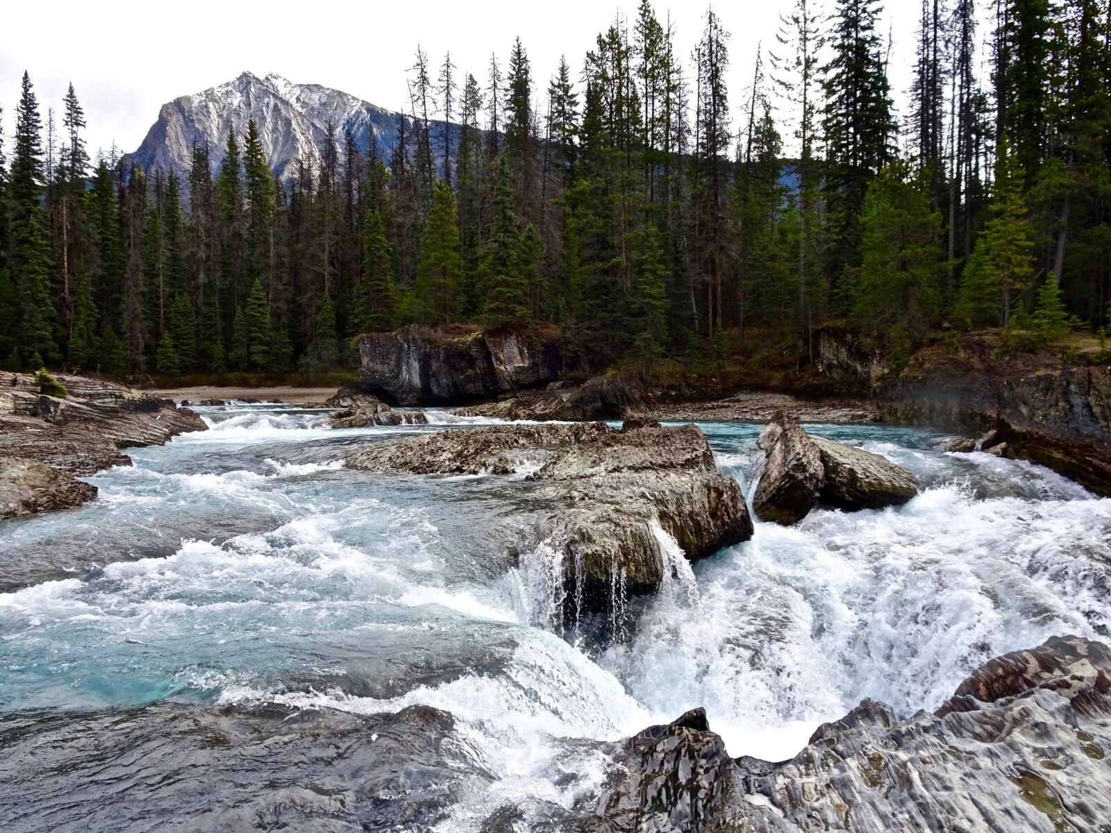 Sony Cyber-shot DSC-HX90V sample photo. Rapids, waterfall, cascade photography