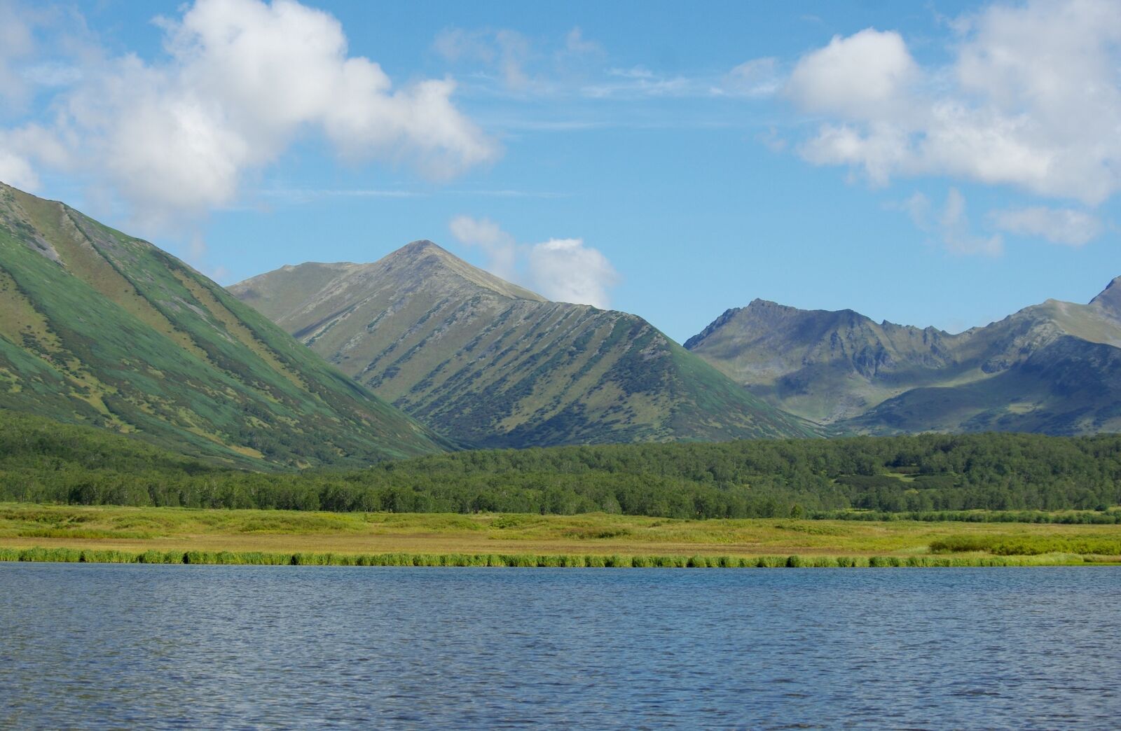 Pentax K-5 sample photo. Lake, mountains, sky photography