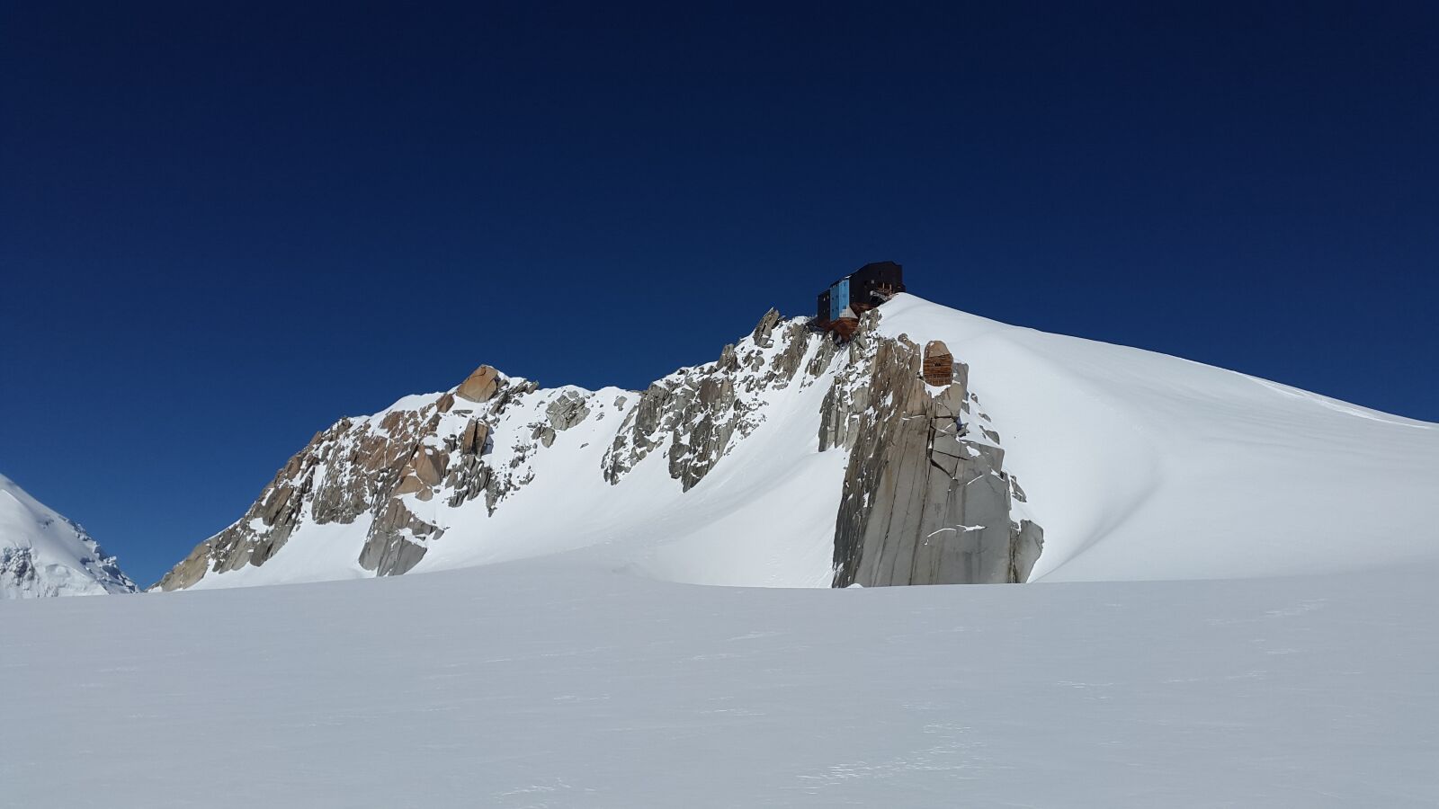 Samsung Galaxy Alpha sample photo. Refuge des cosmiques, chamonix photography