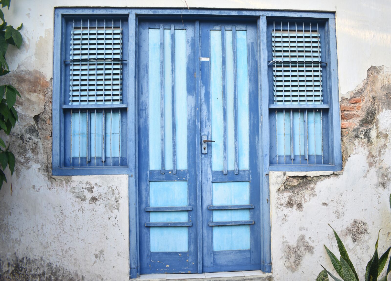 Nikon D3400 sample photo. Door, closed, vintage photography