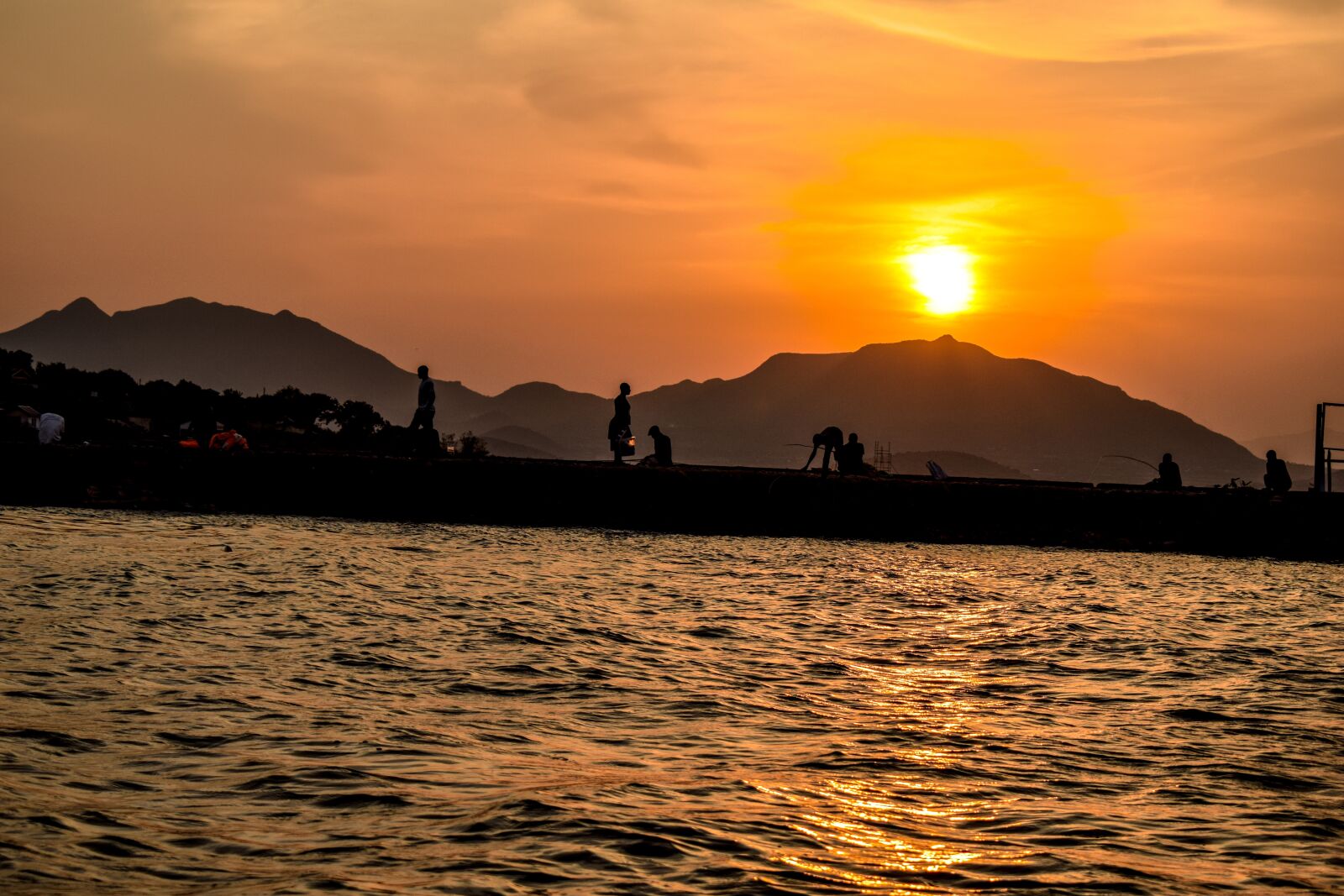 Nikon D5300 sample photo. Lake, sunset, sky photography