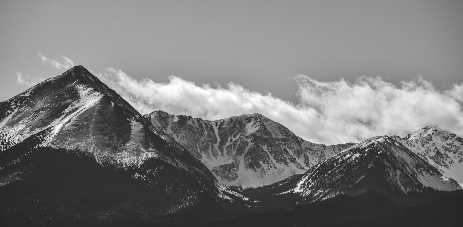 Nikon D3300 sample photo. Mountains, bland and white photography