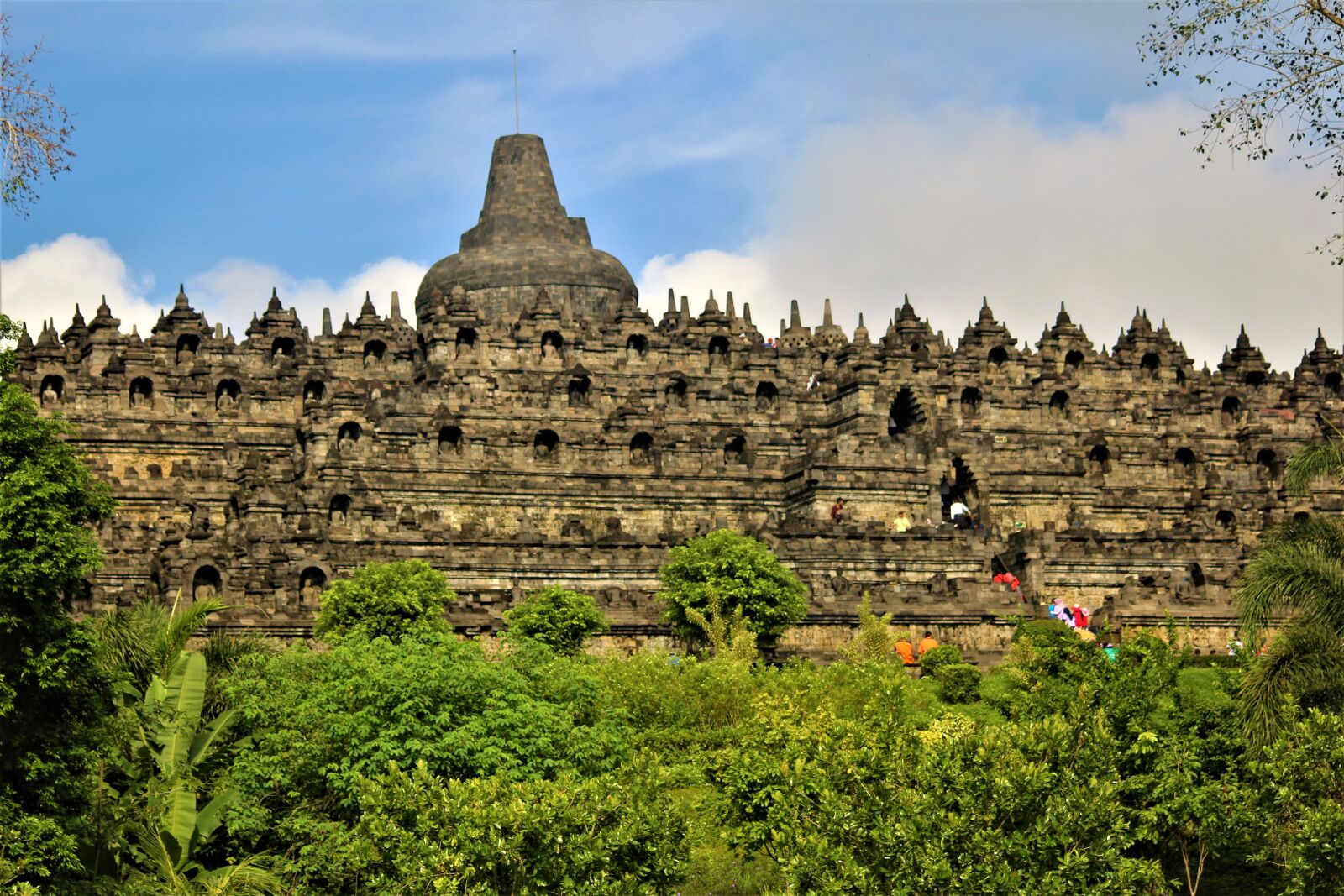 Canon EOS 1200D (EOS Rebel T5 / EOS Kiss X70 / EOS Hi) sample photo. Borobudur, temple, religion photography
