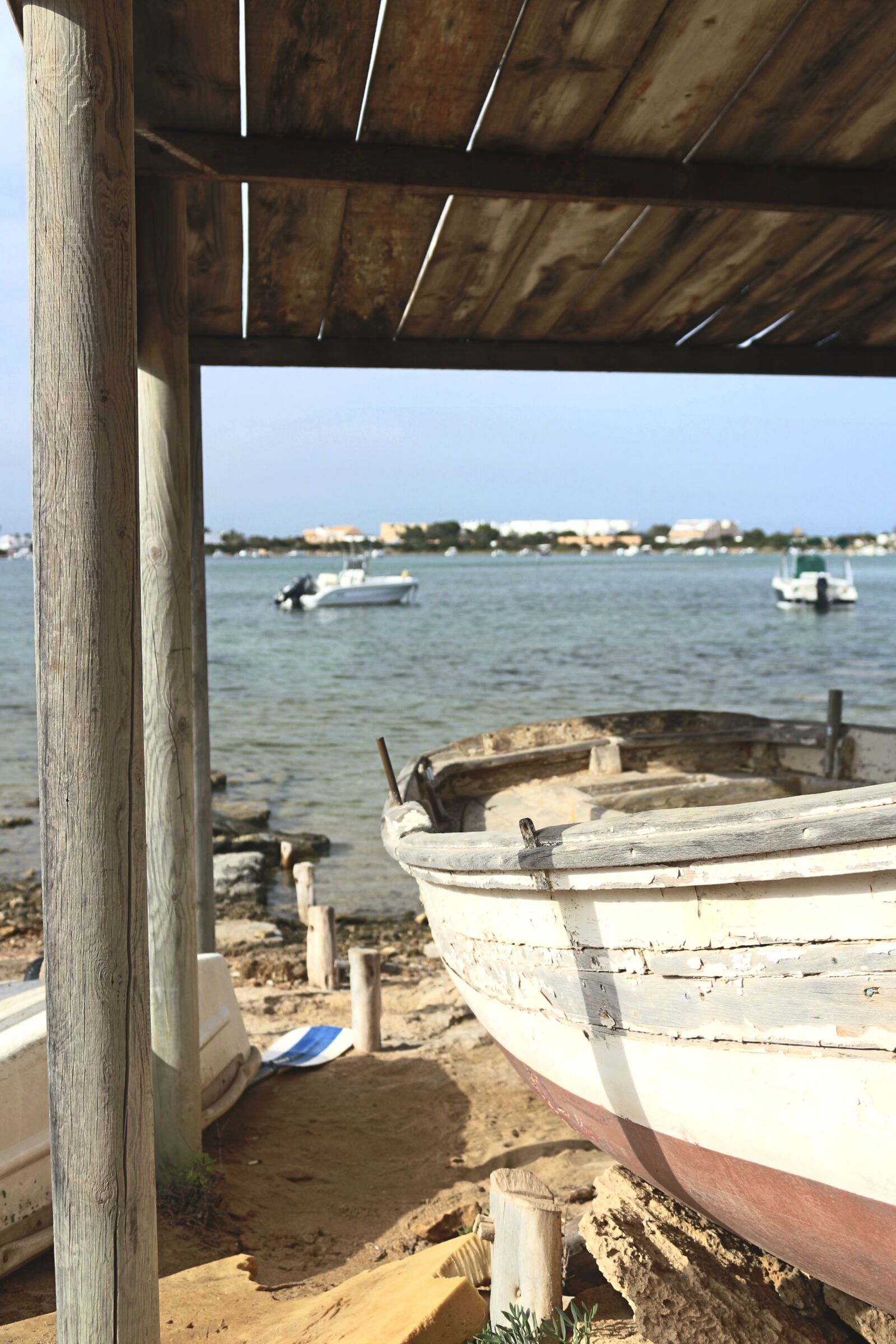 Canon EOS 100D (EOS Rebel SL1 / EOS Kiss X7) sample photo. Jetty, holiday, beach photography