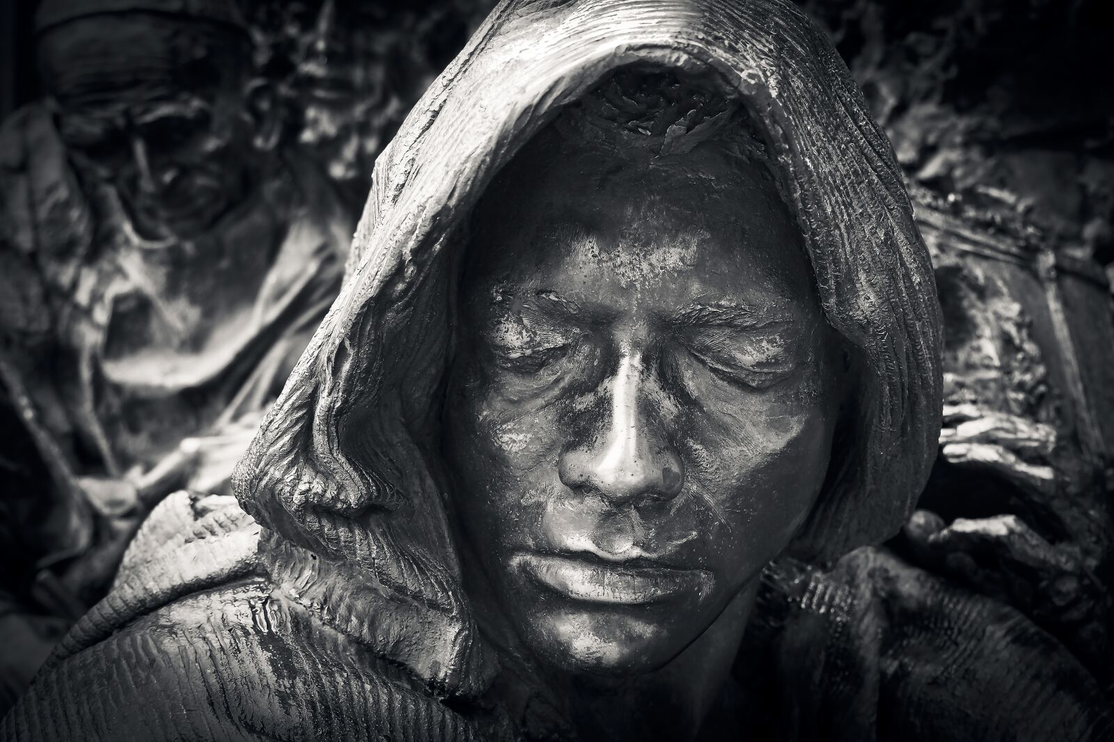 Olympus OM-D E-M10 sample photo. Statue, face, figure photography