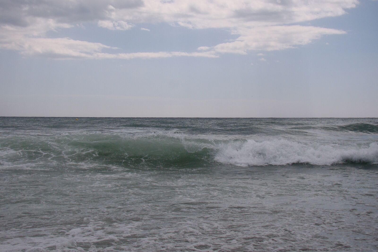 Sony Cyber-shot DSC-H50 sample photo. Great, waves, cloud photography