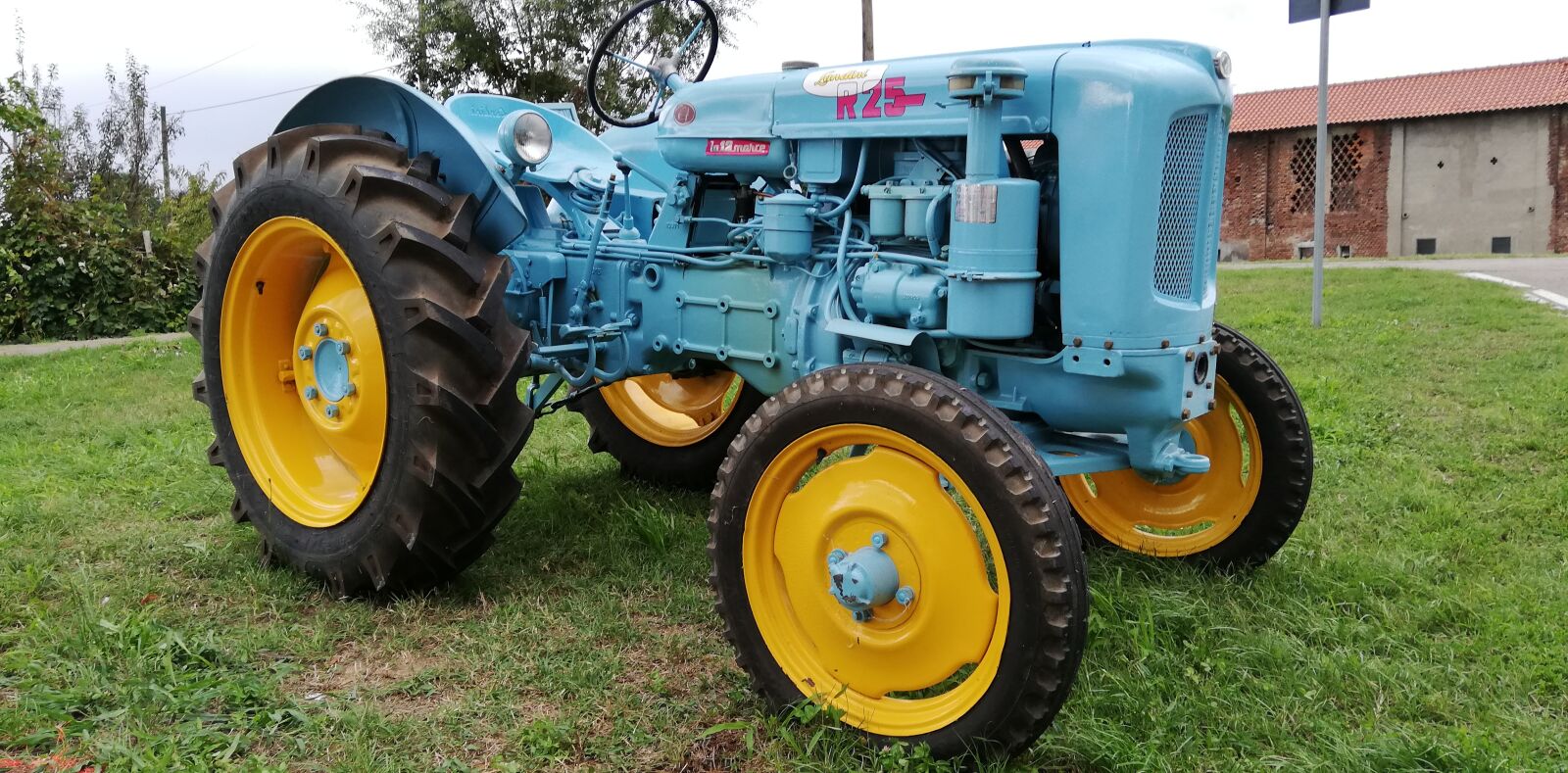 HUAWEI P20 lite sample photo. Tractor, nature, agriculture photography