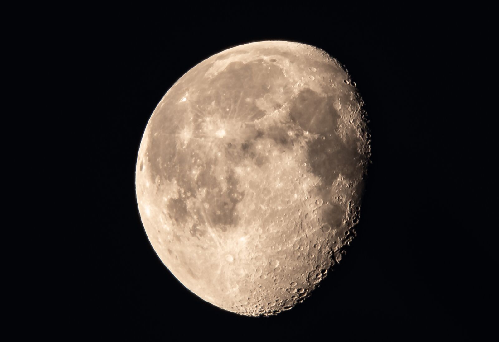 Nikon D750 sample photo. Moon, slimming, illuminated photography