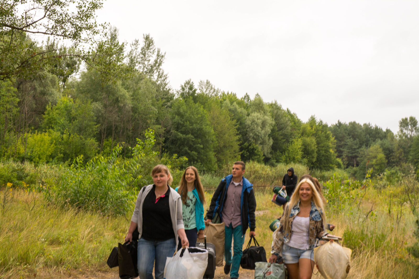 Nikon D7100 sample photo. Camp, dip, forest, pine photography