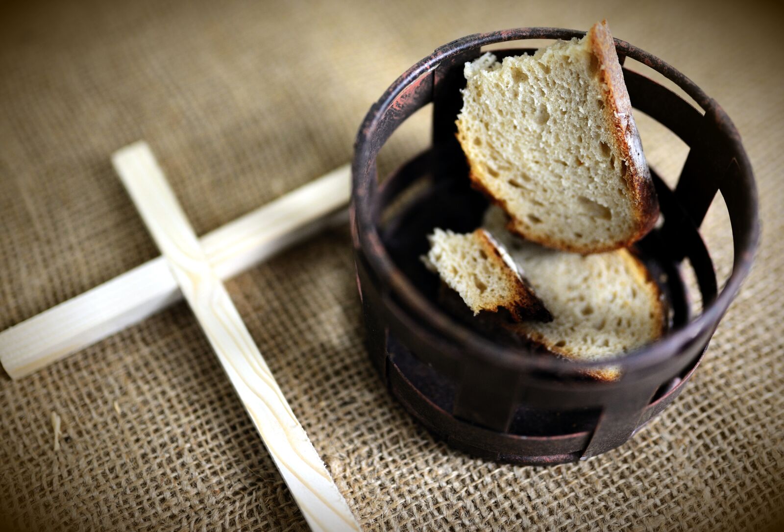 Nikon D610 sample photo. Almost time, fasting, easter photography