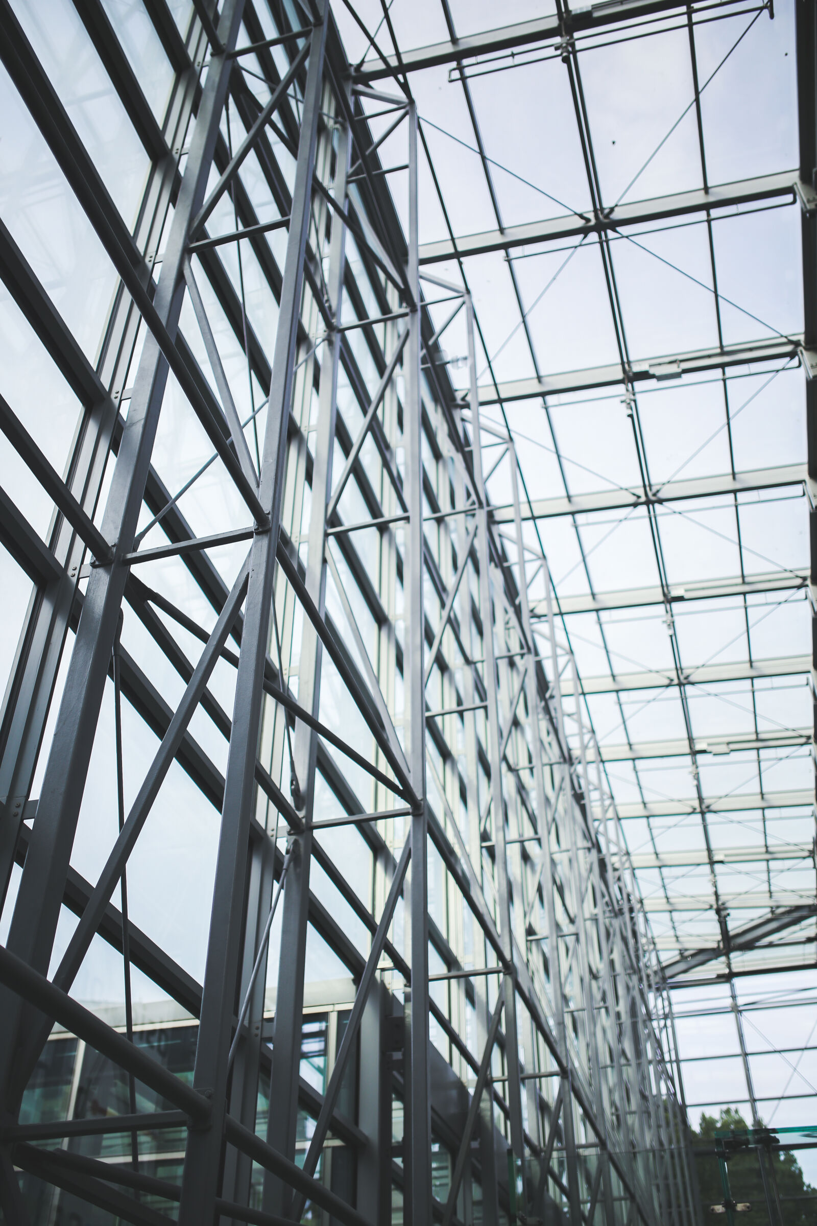 Canon EOS 6D + Sigma 35mm F1.4 DG HSM Art sample photo. Glass, building photography