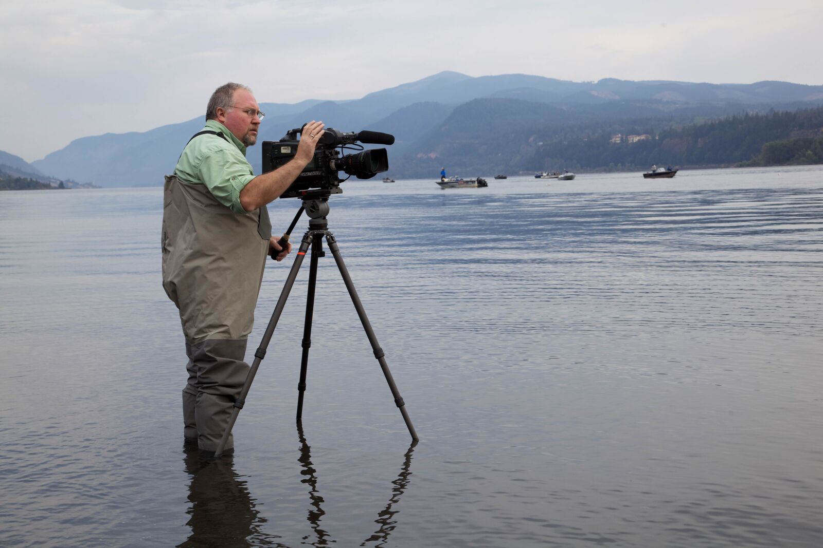 Canon EOS 5D Mark II sample photo. Videographer, television, nature, river photography