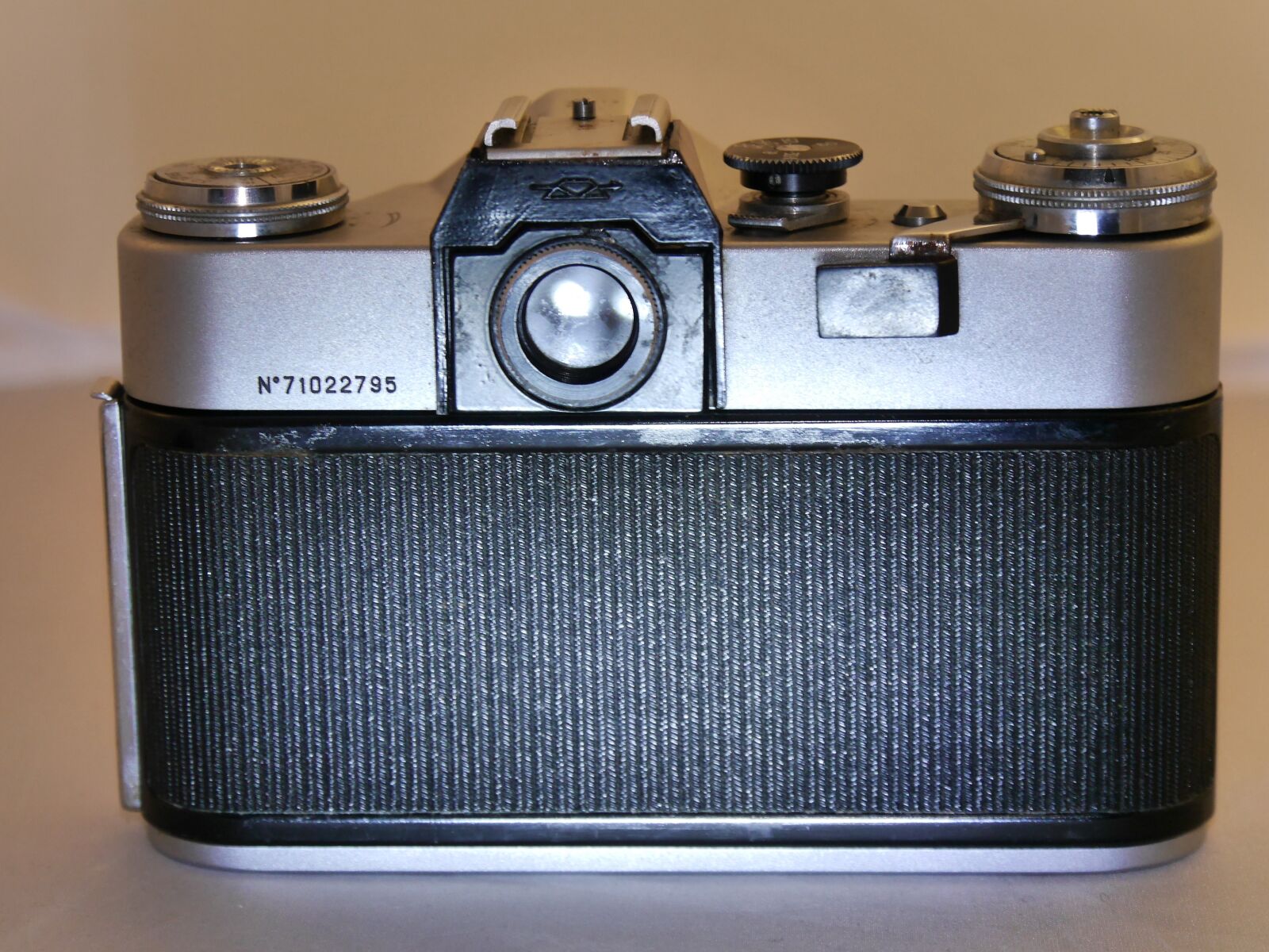 Panasonic Lumix DMC-G6 sample photo. Zenit b, vintage- camera photography
