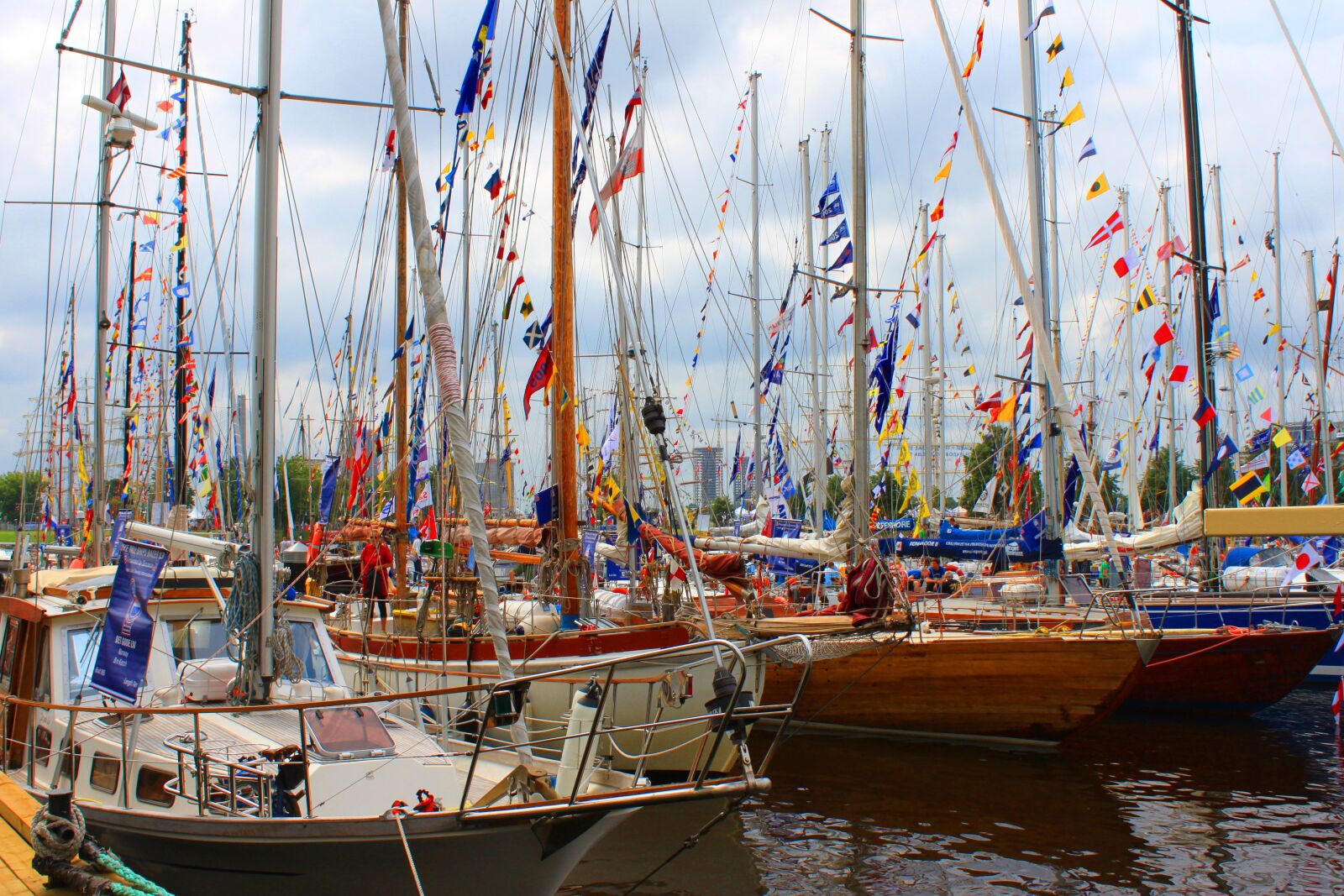 Canon EOS 500D (EOS Rebel T1i / EOS Kiss X3) sample photo. Boats, riga, sailboat photography