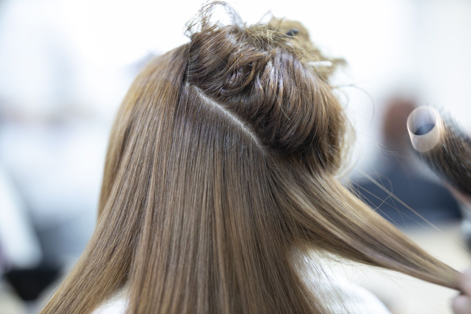 Canon RF 85mm F1.2L USM sample photo. Hairdresser, maintenance, hair photography