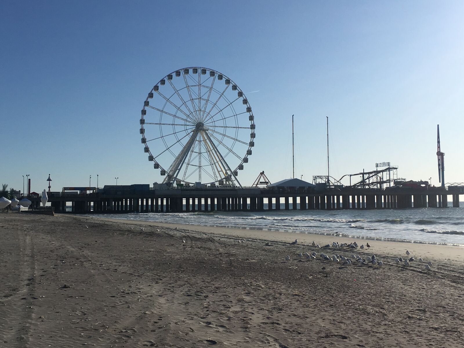 iPhone 6s back camera 4.15mm f/2.2 sample photo. Atlantic city, ferris wheel photography