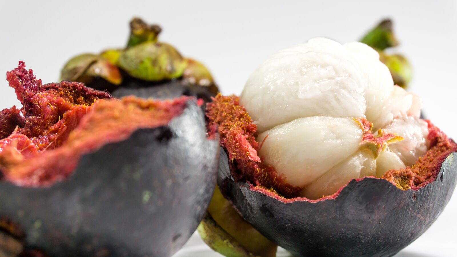 Sony a5100 sample photo. Mangosteen, fruit, white photography