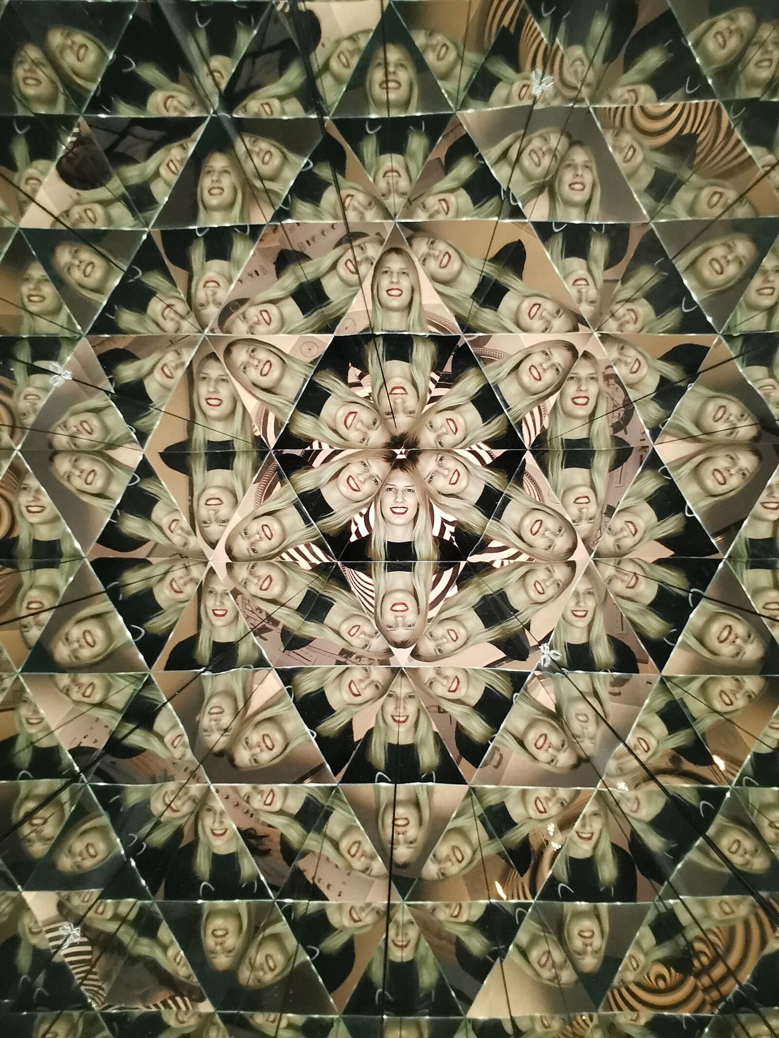 HUAWEI P30 Pro sample photo. Illusion museum, illusion, artwork photography