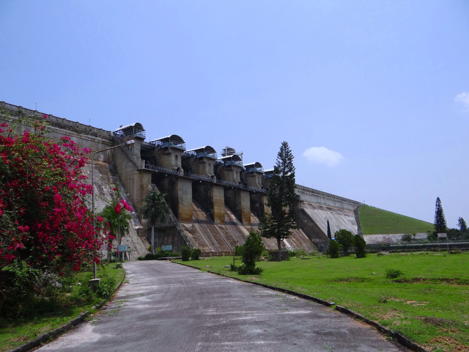 Sony DSC-HX200V sample photo. Dam, hemavathi river, tourist photography