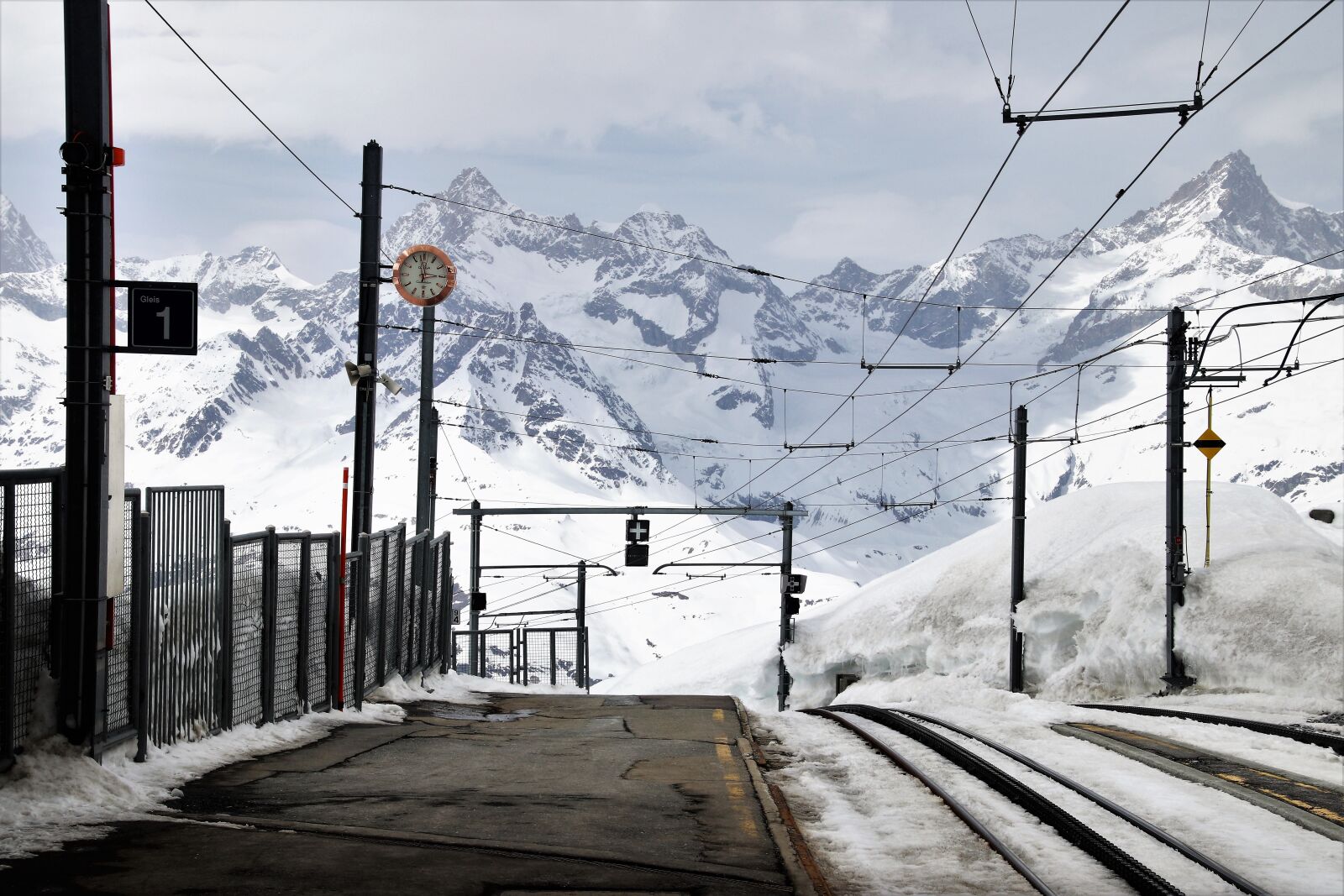 Canon EOS 80D sample photo. Zermatt, peron, the alps photography