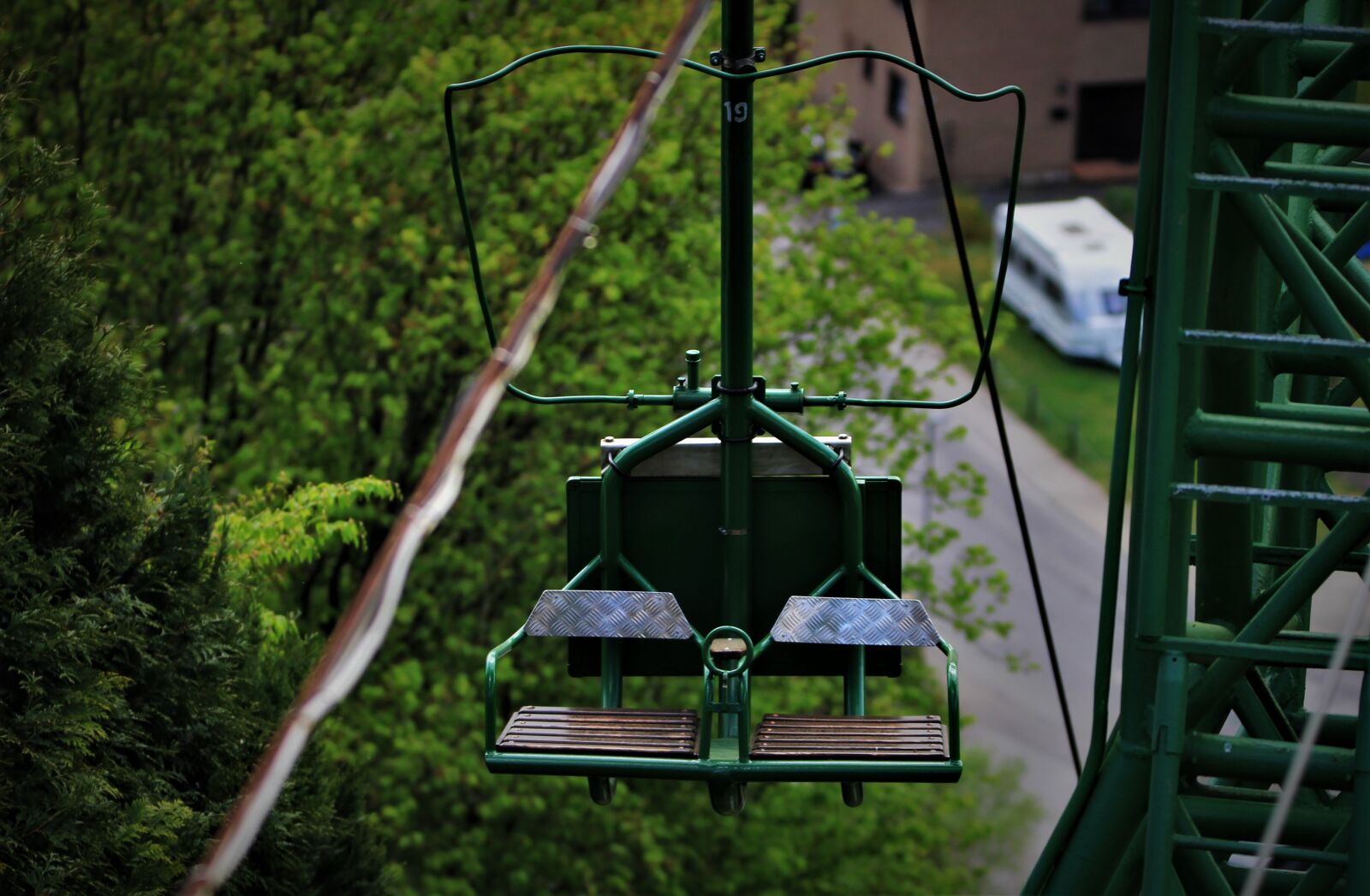 Tamron SP 150-600mm F5-6.3 Di VC USD sample photo. Cable car, gondola, closed photography
