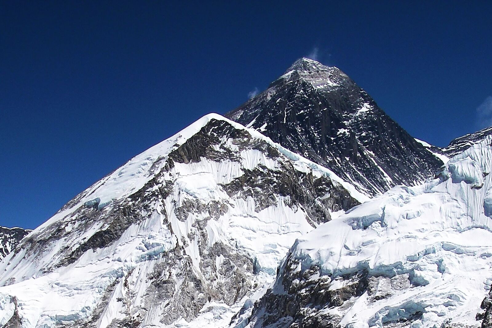 Pentax OPTIO W10 sample photo. Mount everest, nepal, mountain photography