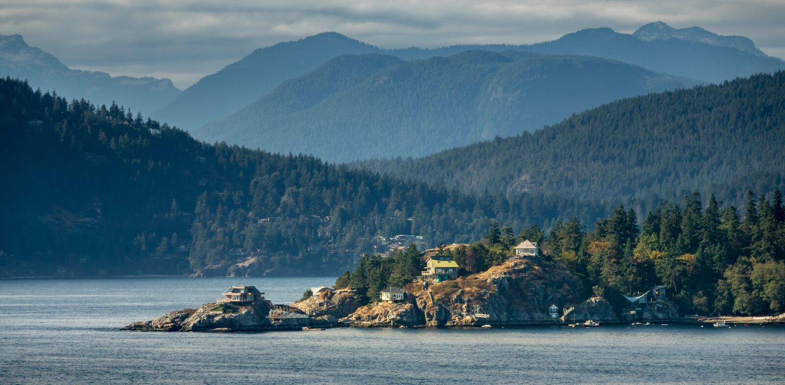 Sony Cyber-shot DSC-RX10 III sample photo. Vancouver, island, canada photography