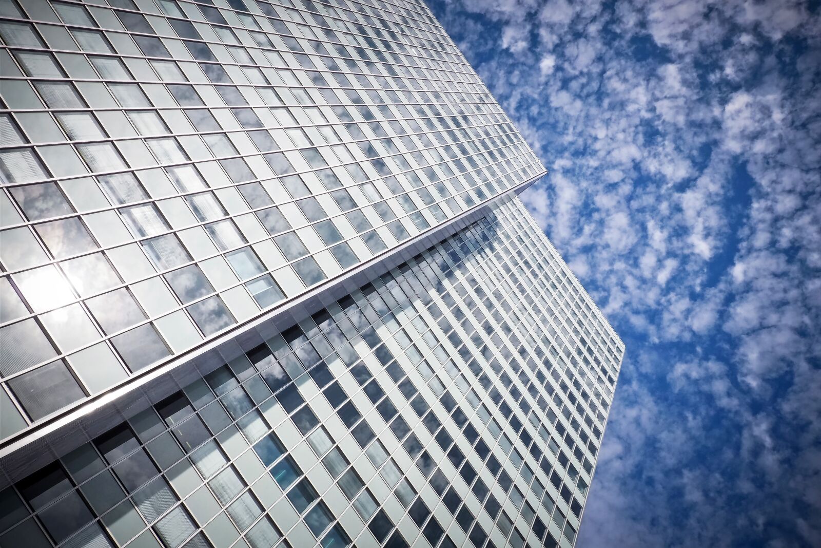 Olympus OM-D E-M10 sample photo. Architecture, glass, modern photography