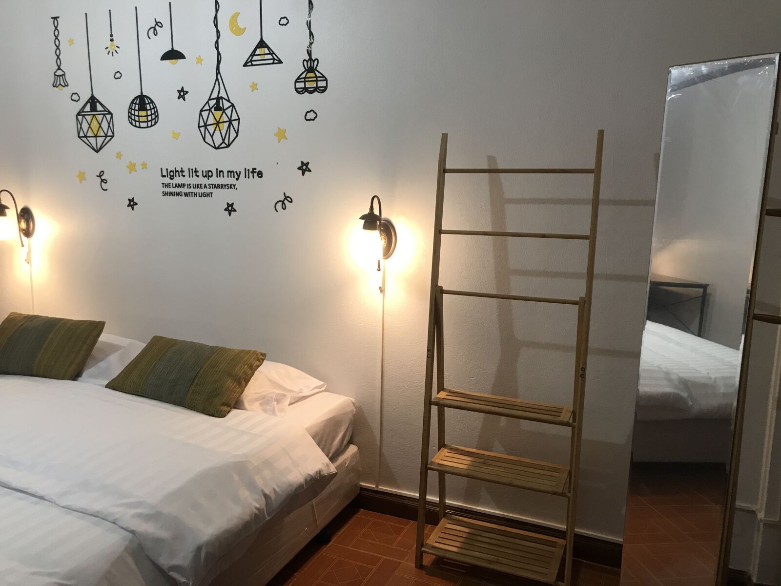 iPhone 7 back camera 3.99mm f/1.8 sample photo. Bed room, relax, bed photography