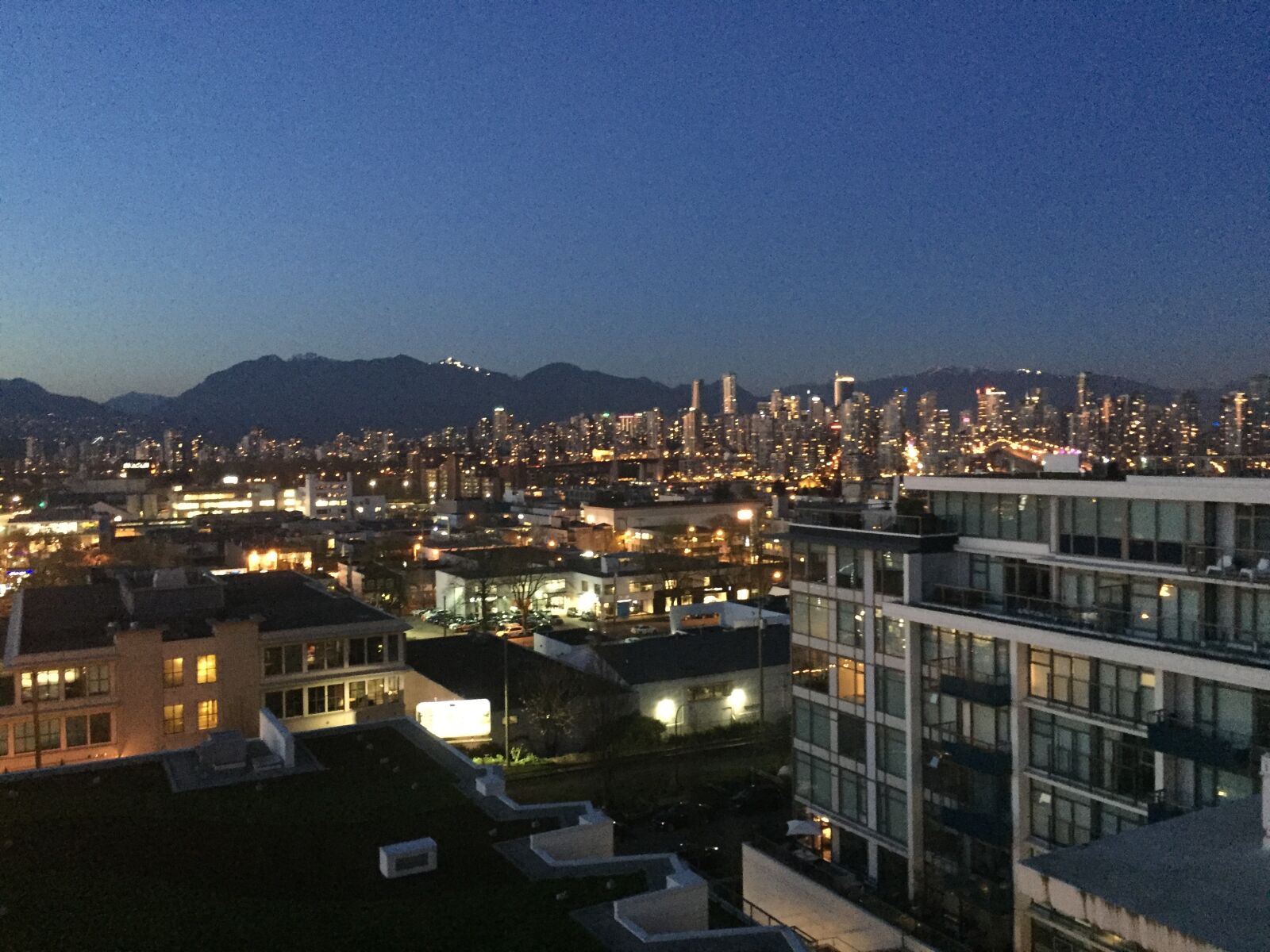 Apple iPhone 6 sample photo. Yaletown, vancouver, view photography