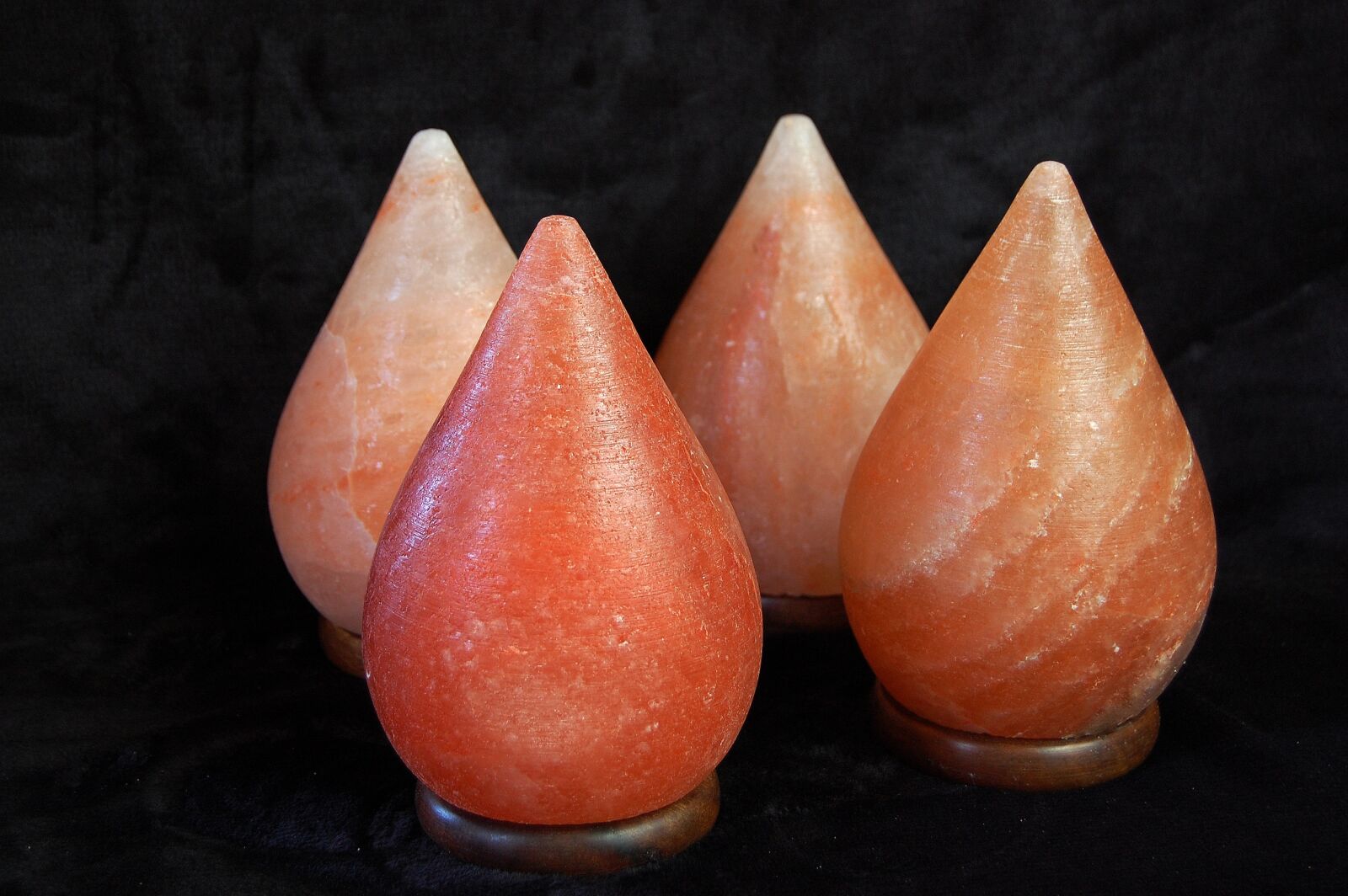 Nikon D40 sample photo. Salt, salt lamp, pakistan photography