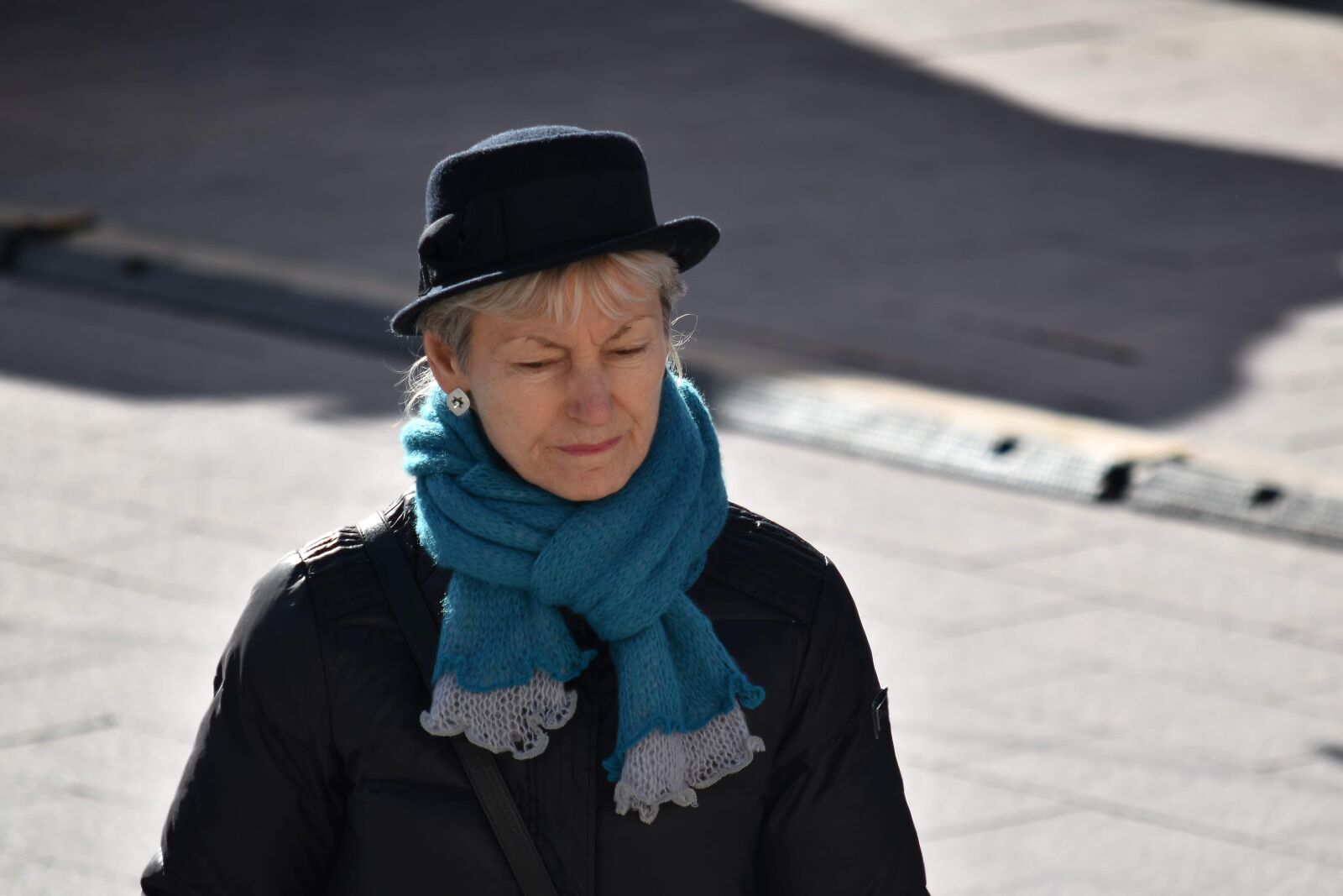 Nikon D5500 sample photo. Face, pretty, serious, winter photography