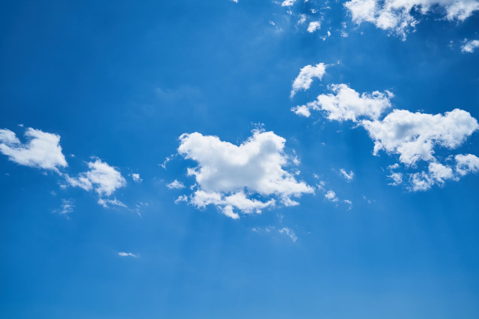 Sony a7R II sample photo. Cloud, sky, clouds photography