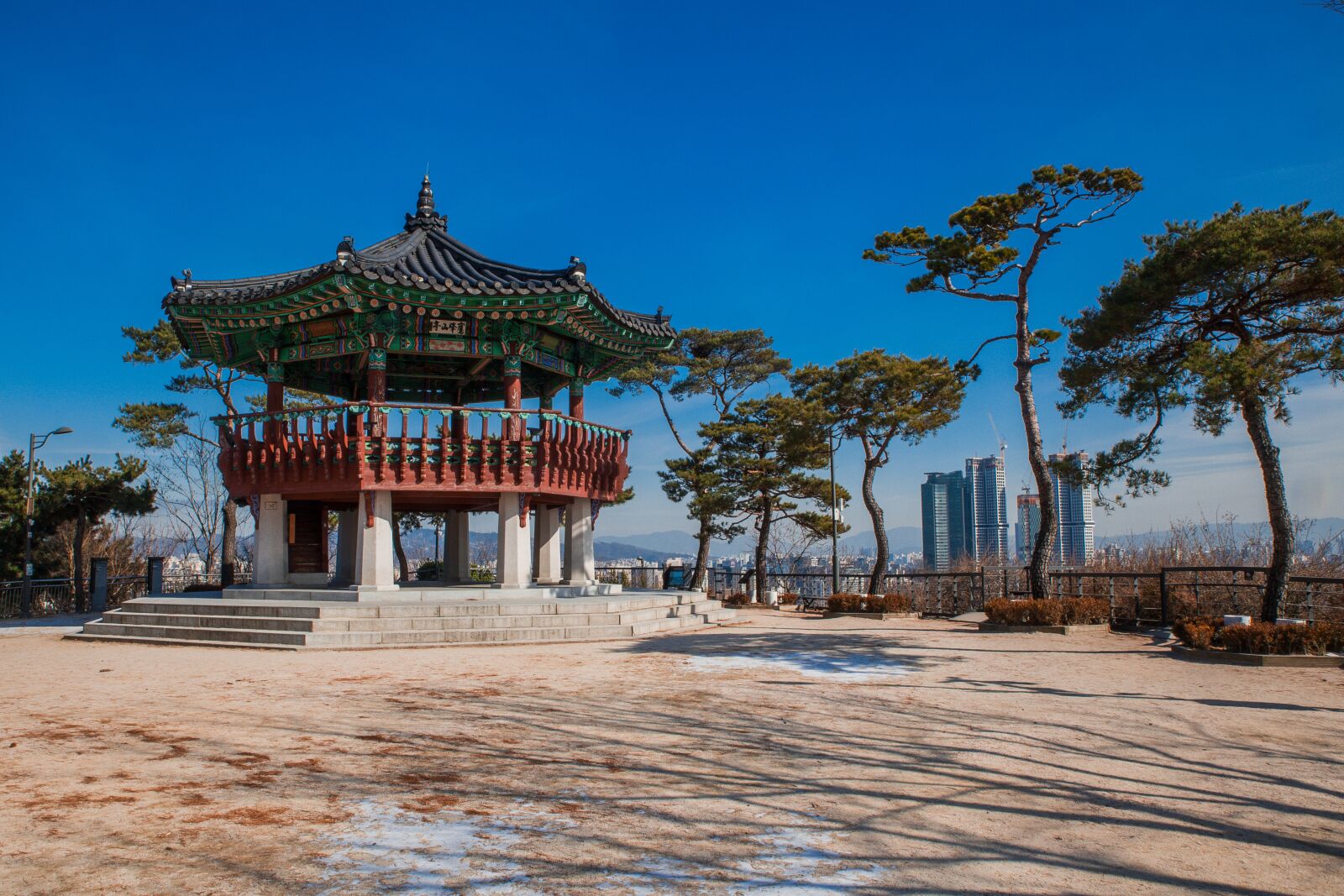 Canon EOS 6D sample photo. Gazebo, korea, seoul photography
