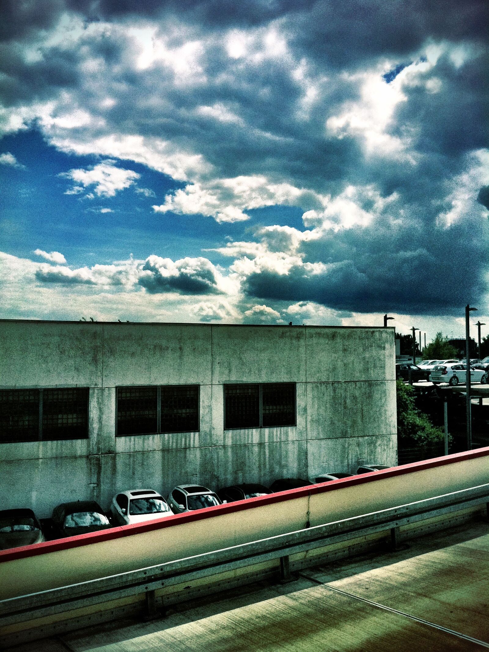 Apple iPhone 4 sample photo. Building, sky, urban photography