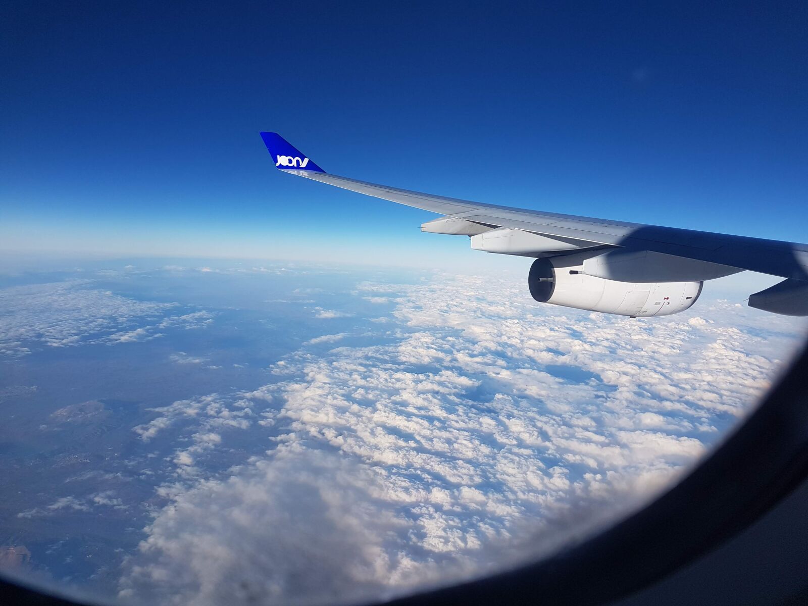Samsung Galaxy S7 Edge sample photo. Plane, flying, wing photography