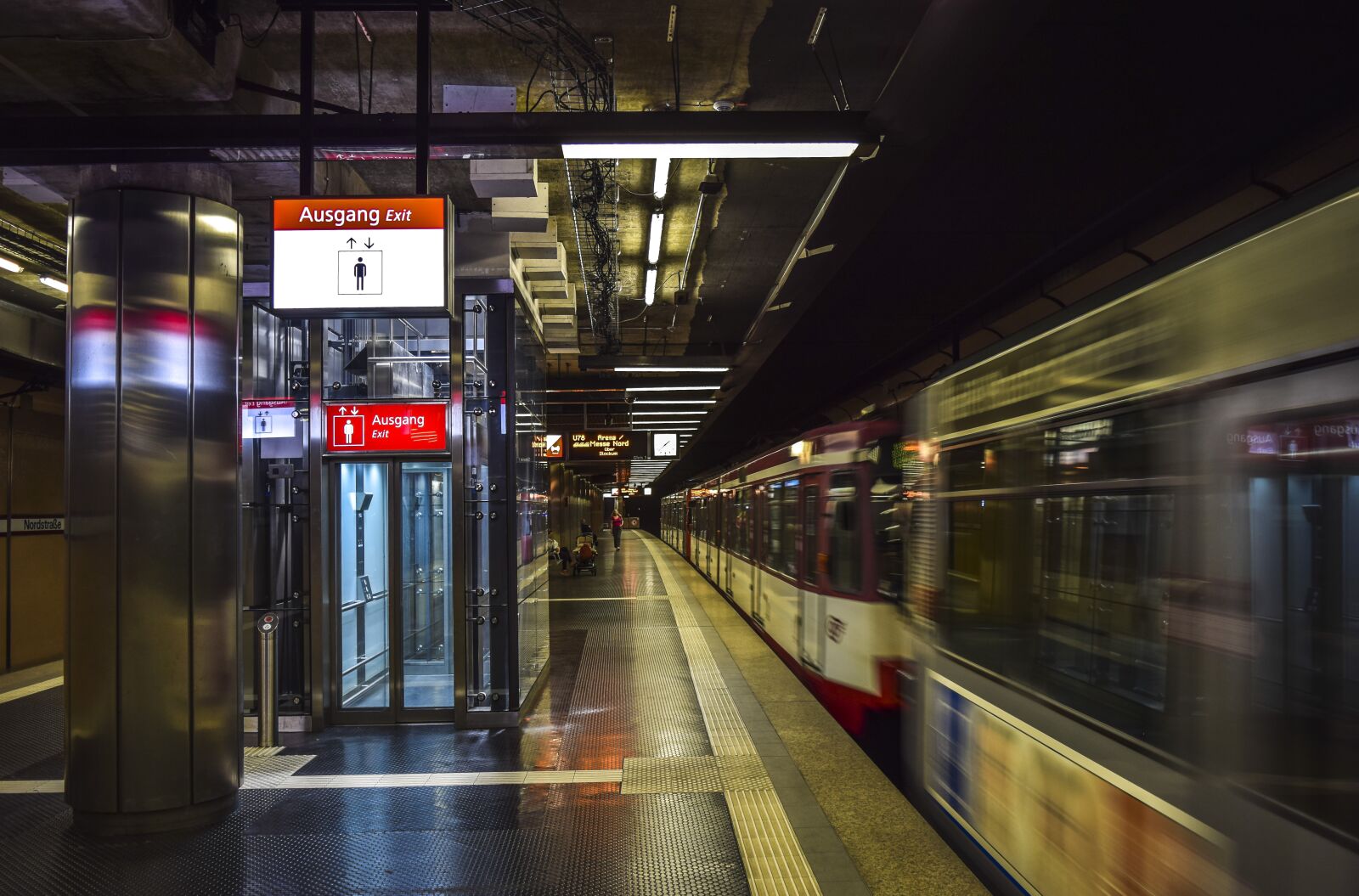 Nikon D3300 sample photo. Architecture, railway station, urban photography