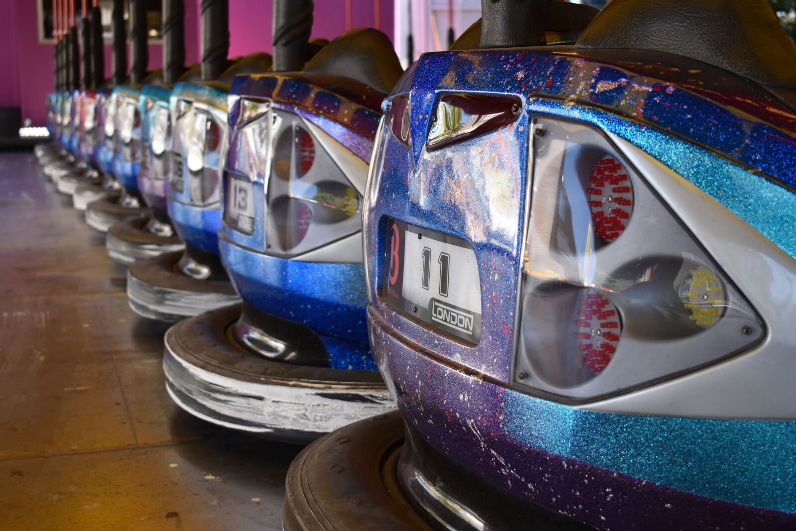 Nikon D3500 sample photo. Funfair, autoscooter, bumper cars photography