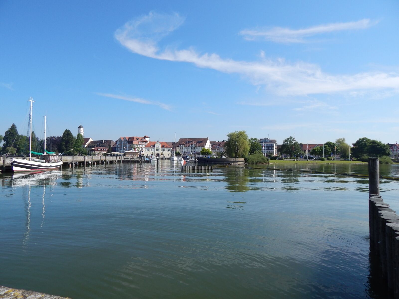 Nikon Coolpix L820 sample photo. Lake constance, germany, water photography