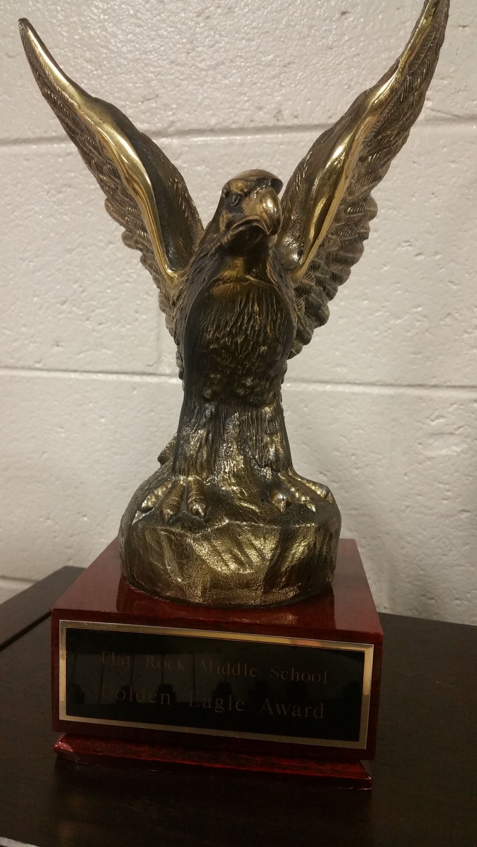 Samsung Galaxy Note4 sample photo. Eagle, award, symbol photography