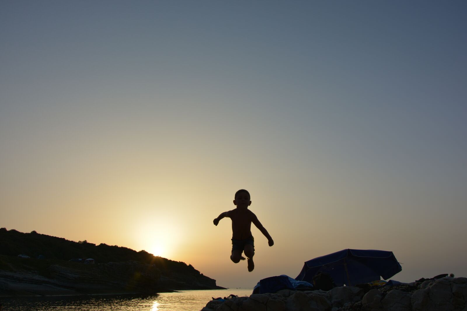 Nikon D5200 sample photo. Sunset, dawn, sky photography