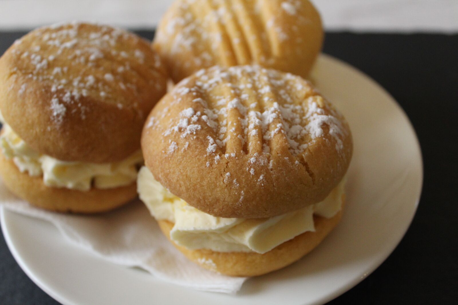 Canon EOS 1300D (EOS Rebel T6 / EOS Kiss X80) sample photo. Biscuit, cake, homemade photography