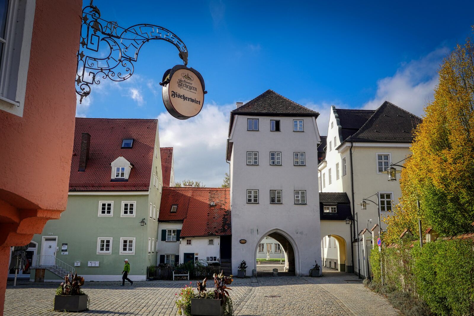 Panasonic Lumix DMC-GX8 sample photo. Landsberg, goal, architecture photography