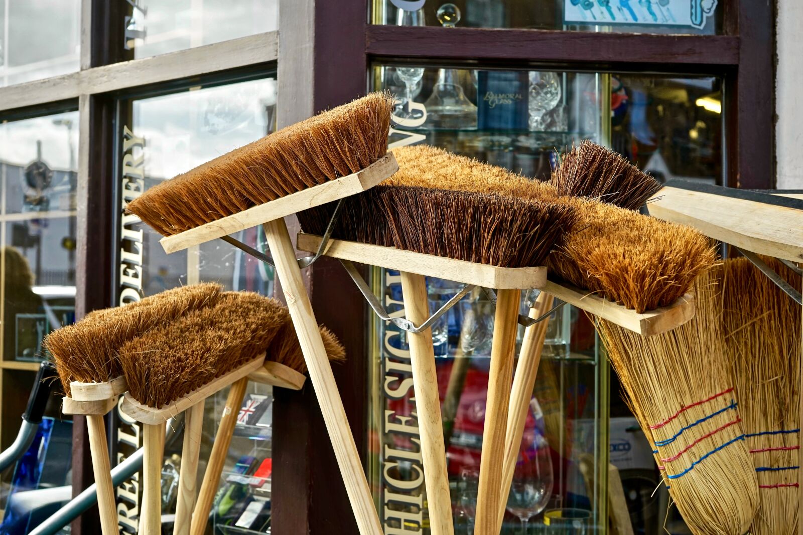 Sony a7 + Sony FE 28-70mm F3.5-5.6 OSS sample photo. Broom, sweep, brush photography