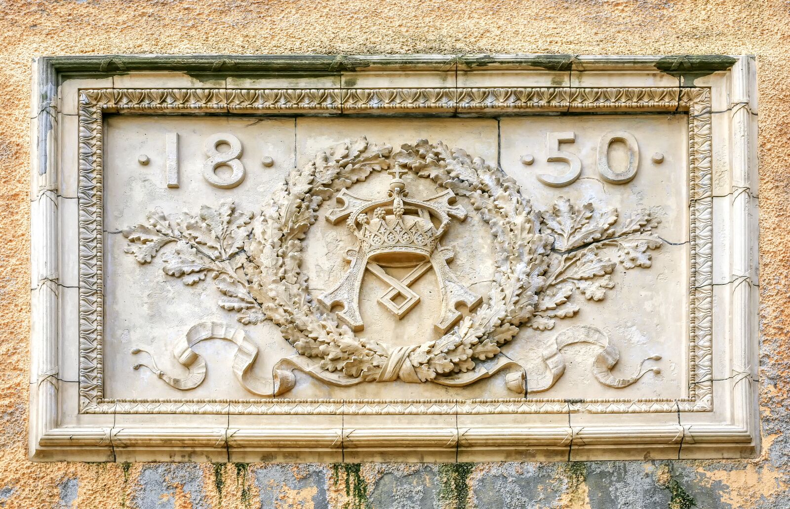Canon EOS 5D sample photo. Architecture, seal, royal photography