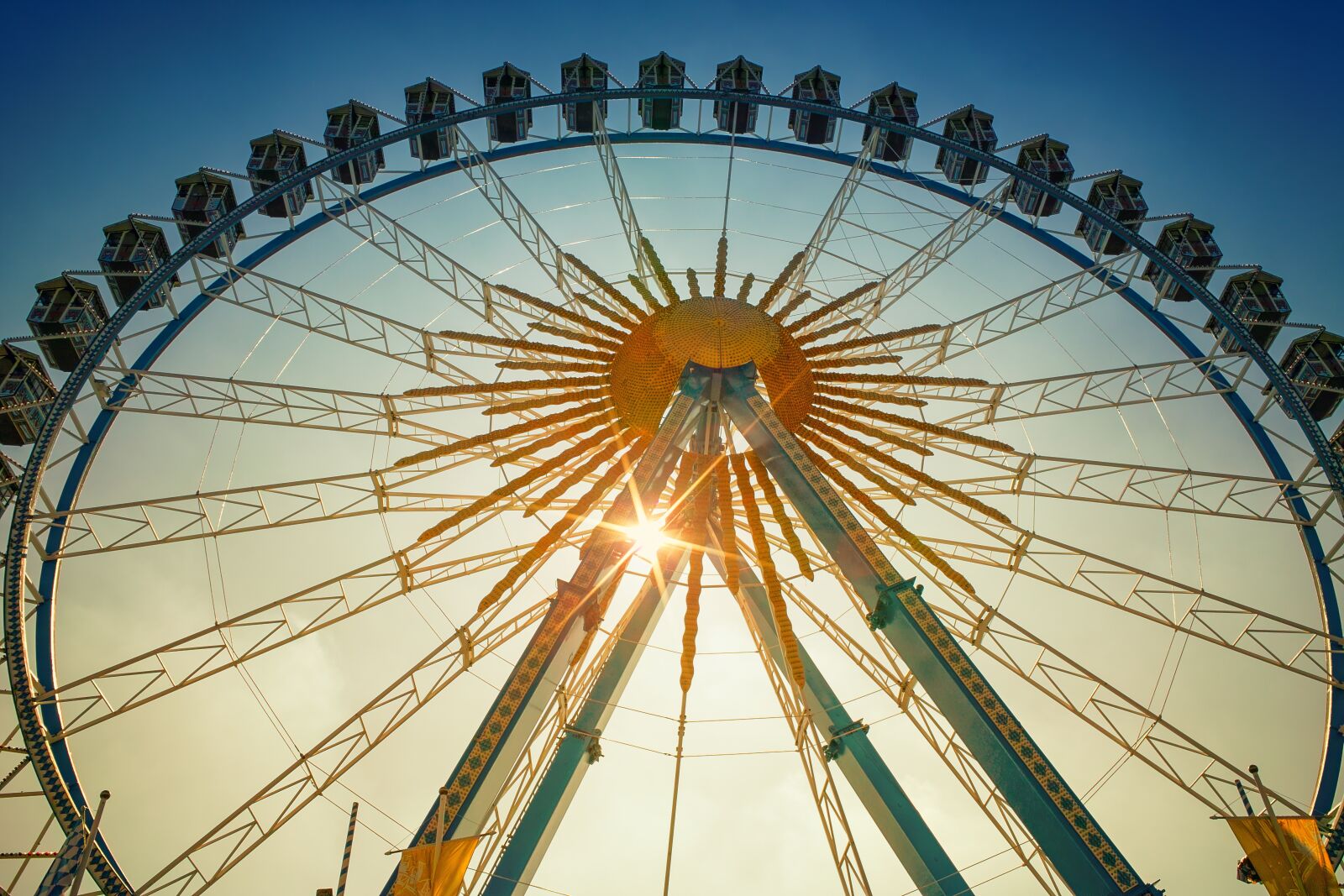 Sigma DP1s sample photo. Oktoberfest, ferris wheel, bavaria photography