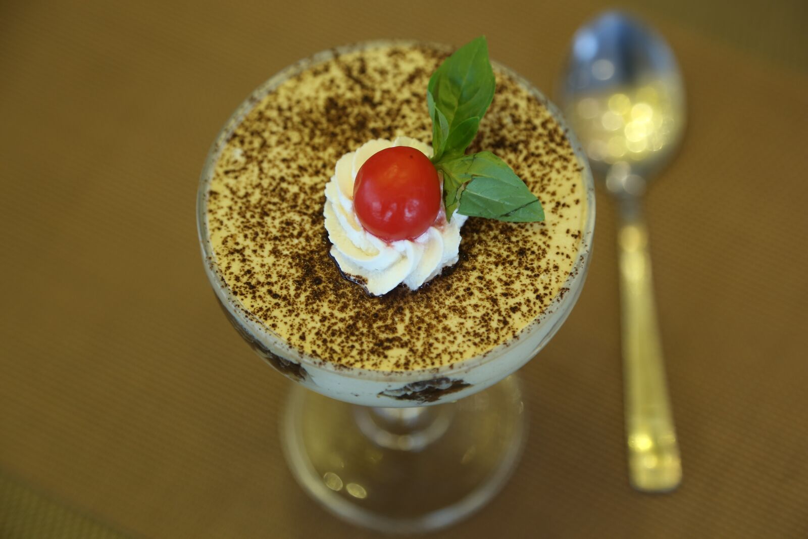 Canon EOS 6D + Canon EF 24-105mm F4L IS USM sample photo. Dessert, cherry, cake photography